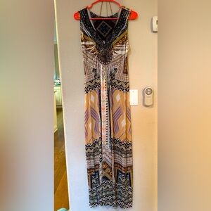 Gorgeous Long Form Fitting Swaying Dress With Beautiful Earthy Colors & Design.S